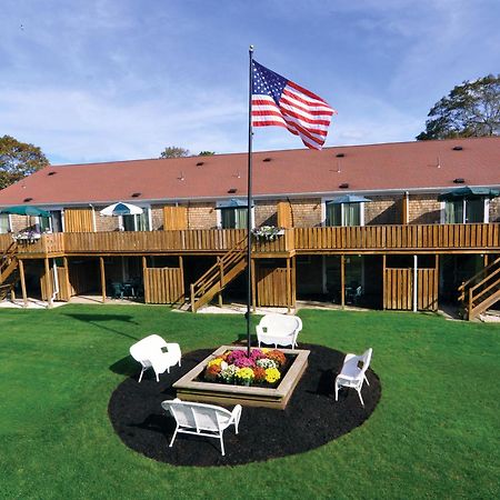 Cape Winds Resort Hyannis Exterior photo