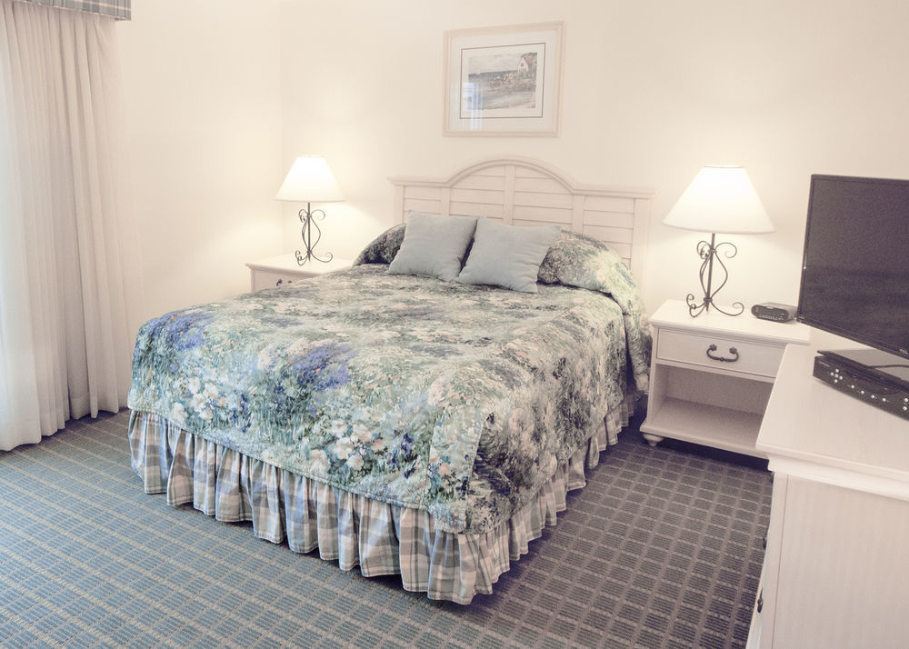 Cape Winds Resort Hyannis Exterior photo