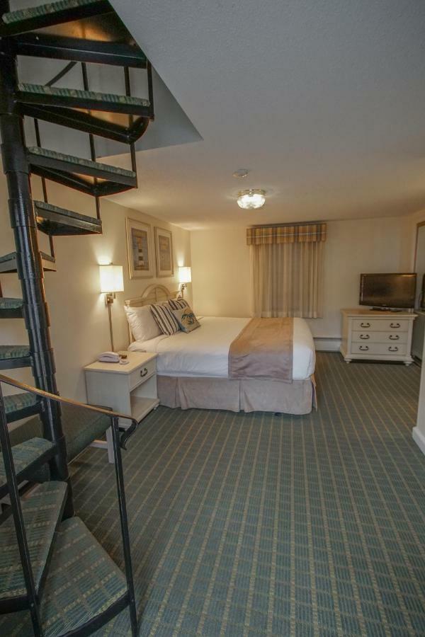 Cape Winds Resort Hyannis Exterior photo