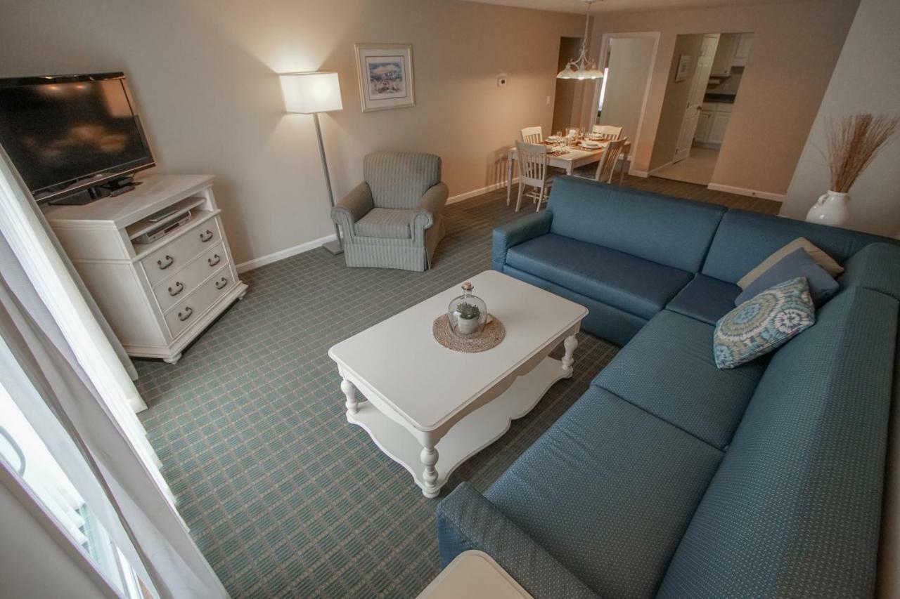 Cape Winds Resort Hyannis Exterior photo